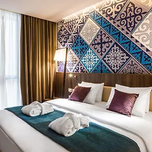 Mercure Center Hotel